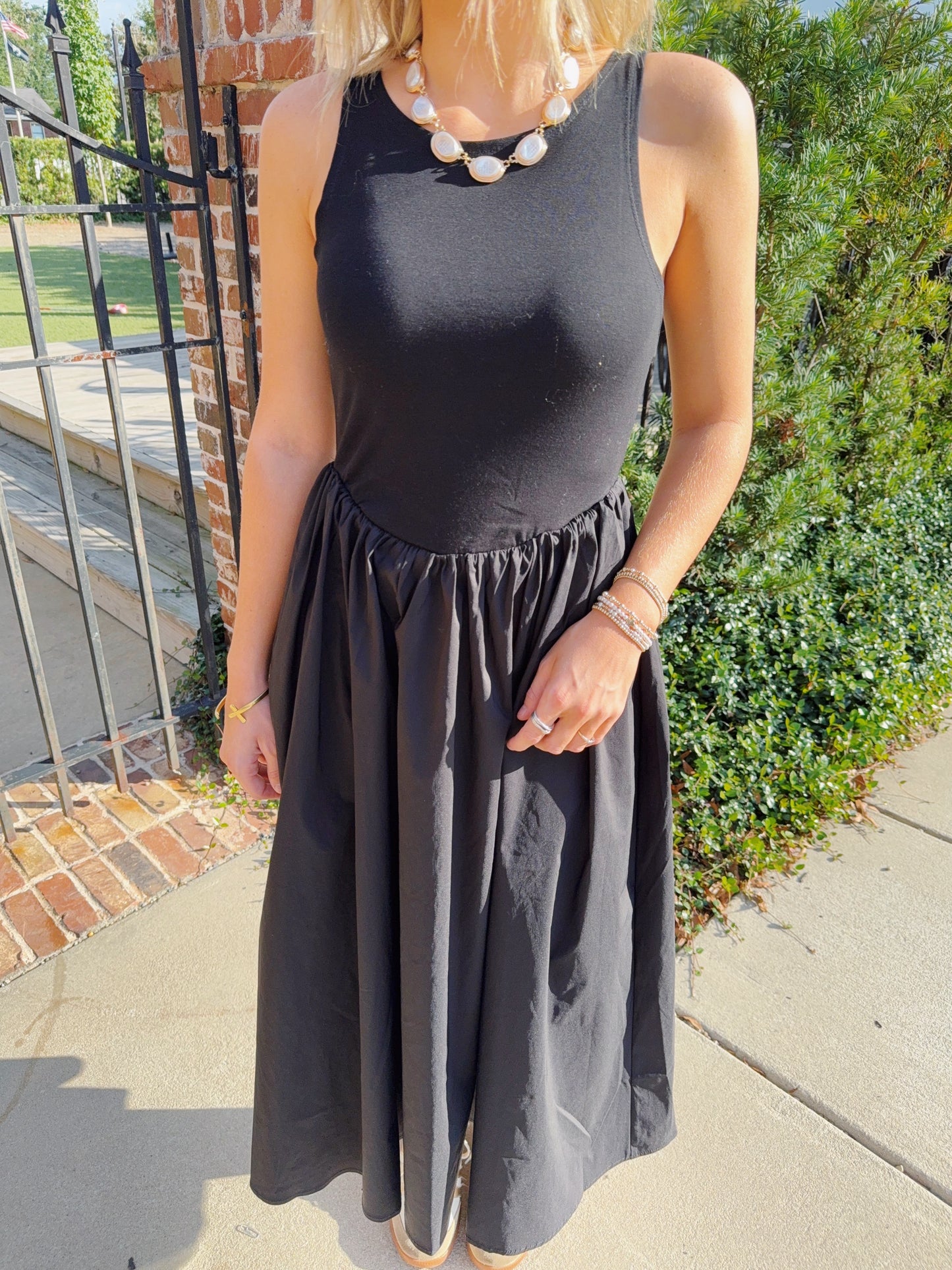 Vera Black Midi Dress