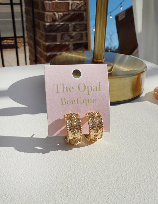 Ellie Gold Hoop Earrings