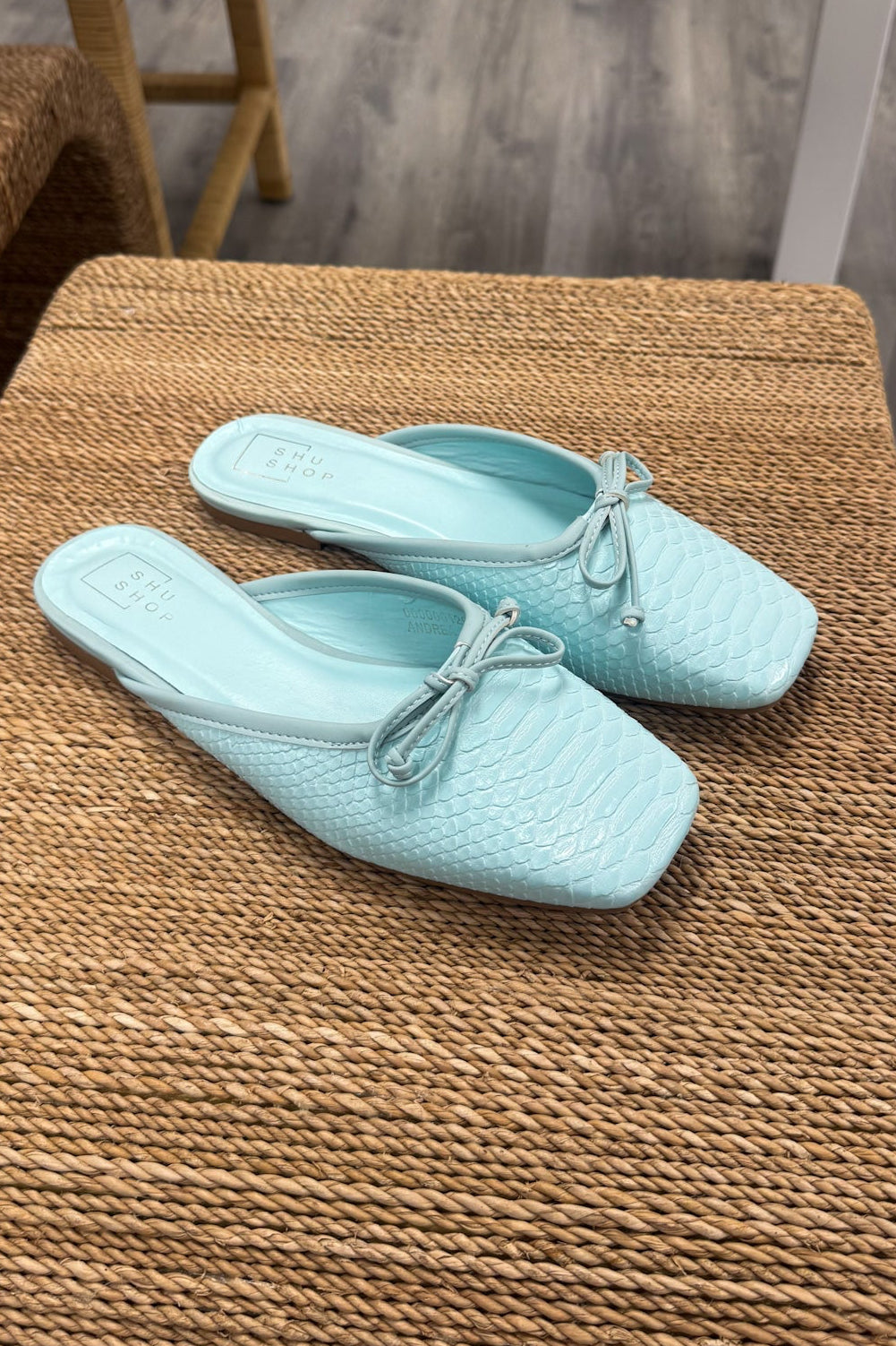 Andrea Mint Flats