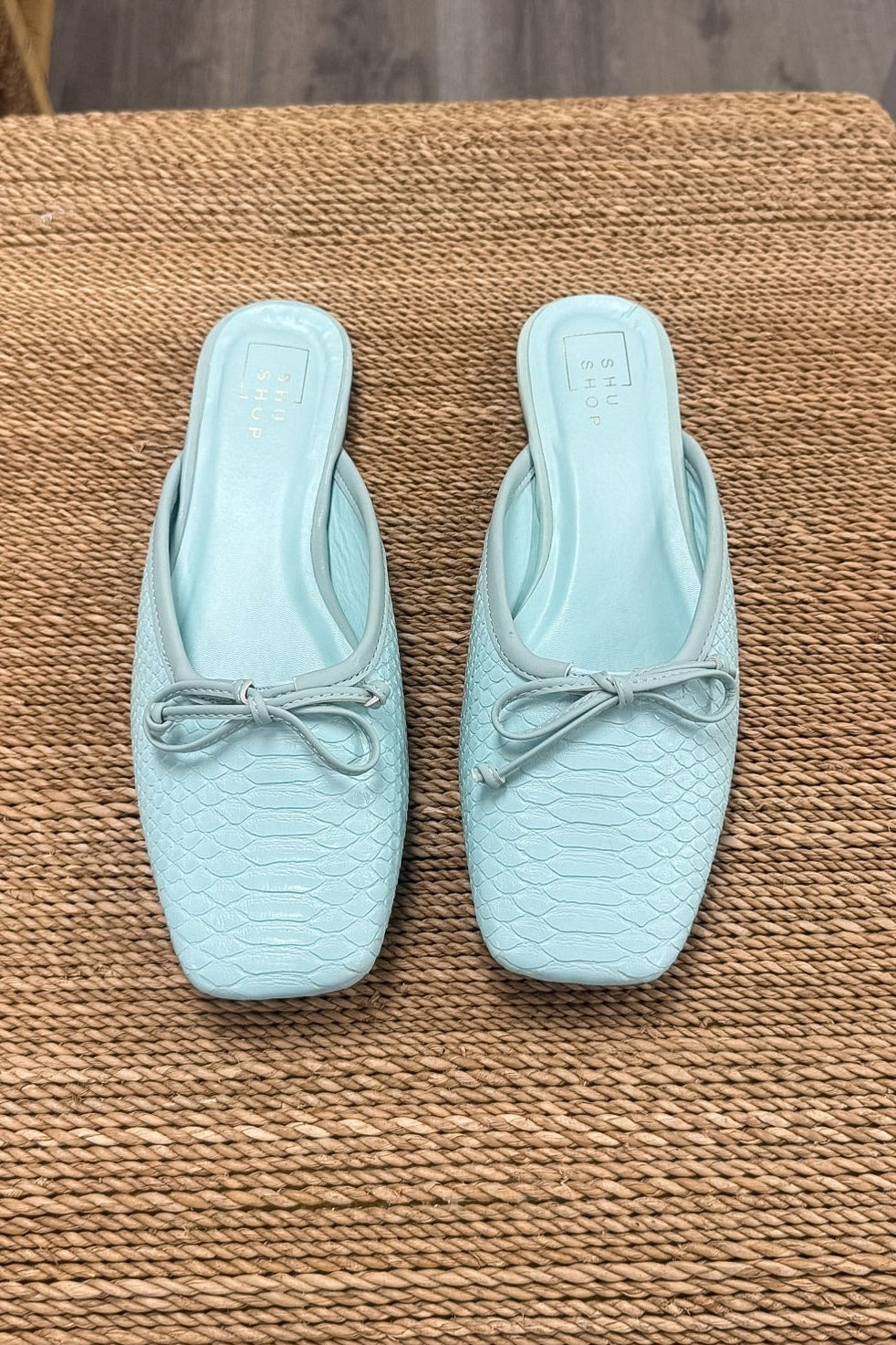 Andrea Mint Flats